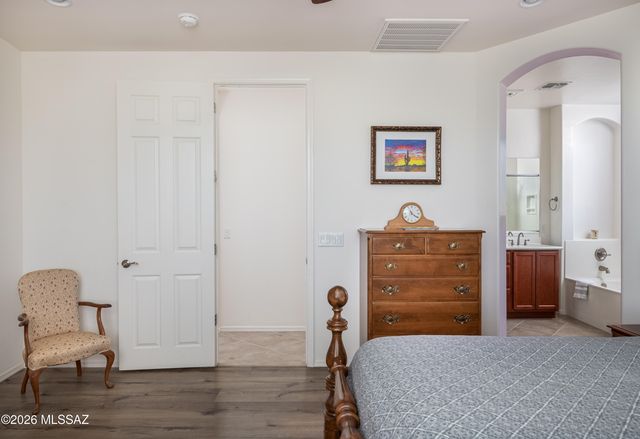 12228 N Golden Mirror Drive, Marana, AZ 85658