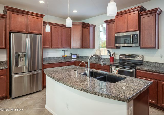 12228 N Golden Mirror Drive, Marana, AZ 85658