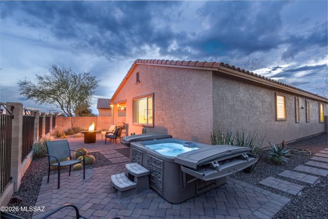 12228 N Golden Mirror Drive, Marana, AZ 85658