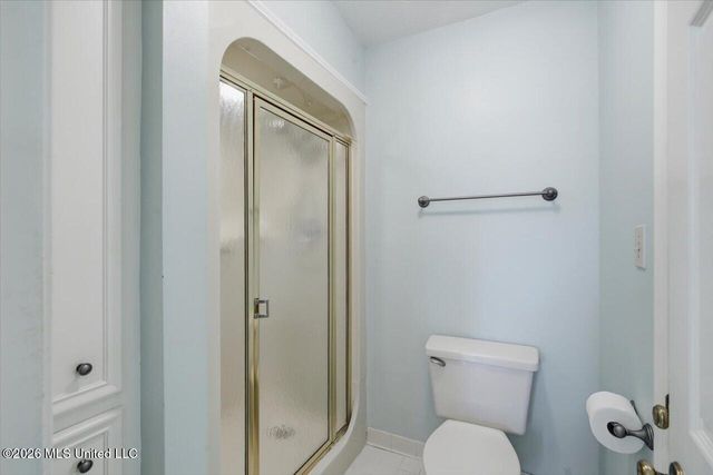 15 S Crownpointe Drive, Jackson, MS 39211