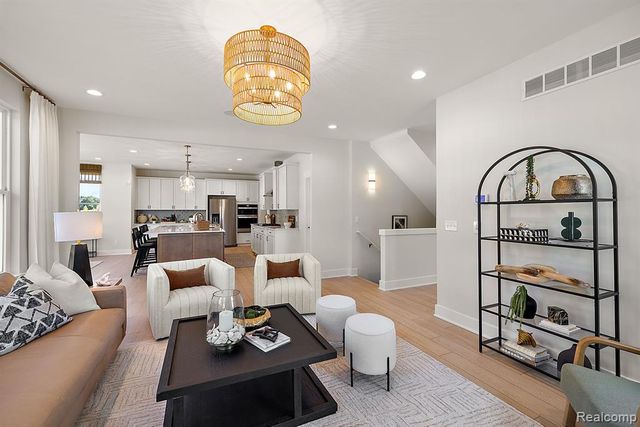 29096 Myles Andrew Drive, South Lyon, MI 48178