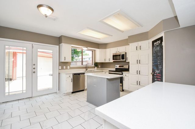 2331 Wren Meadow Road, Richmond, TX 77406