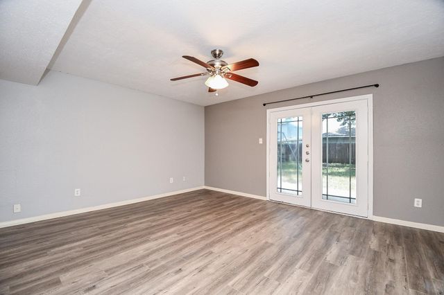 2331 Wren Meadow Road, Richmond, TX 77406