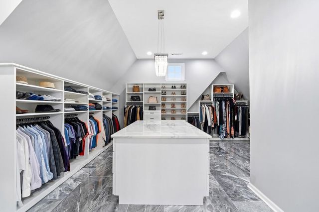 170 Golf Link Vw, Milton, GA 30004