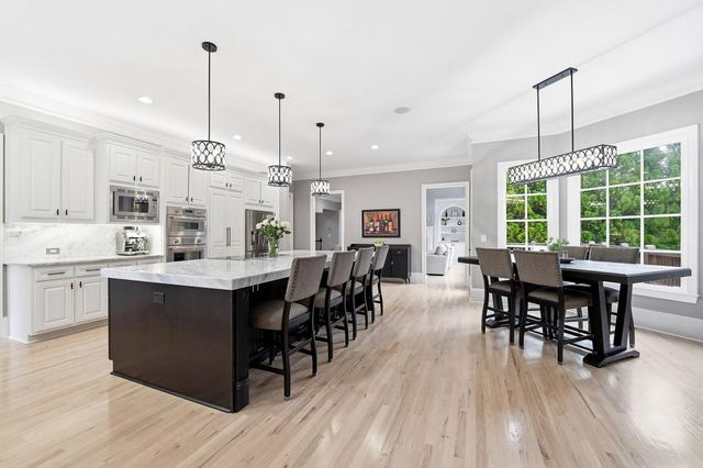 170 Golf Link Vw, Milton, GA 30004