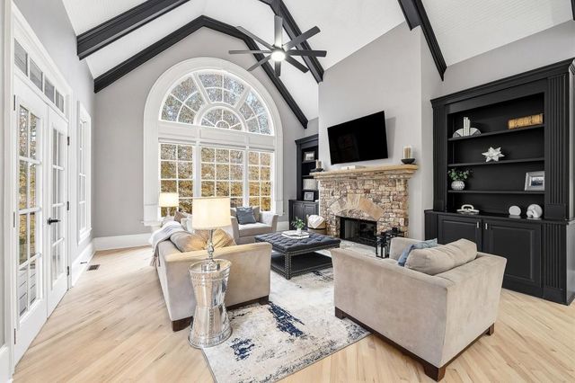 170 Golf Link Vw, Milton, GA 30004