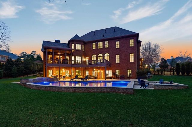 170 Golf Link Vw, Milton, GA 30004