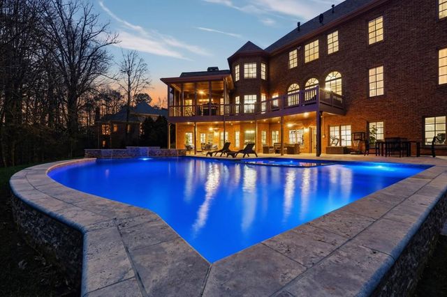 170 Golf Link Vw, Milton, GA 30004