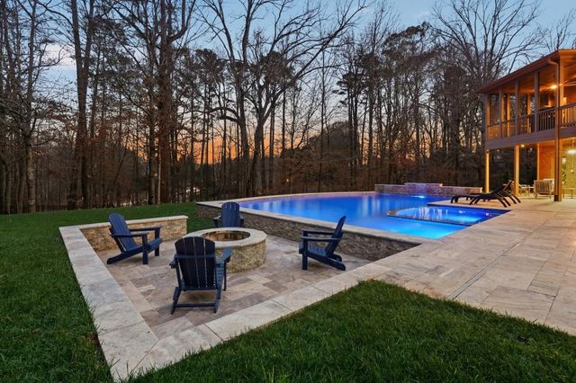 170 Golf Link Vw, Milton, GA 30004