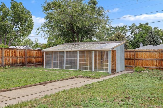 6235 W 46th Avenue, Wheat Ridge, CO 80033