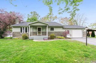 16 Ridgewood Lane, Glenville, NY 12302