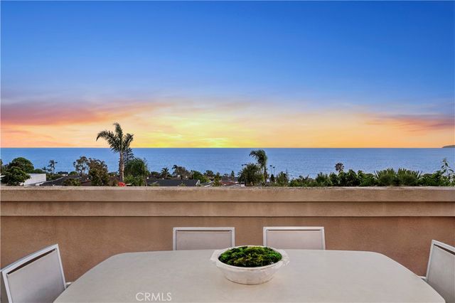 10 N. Stonington Road, Laguna Beach, CA 92651