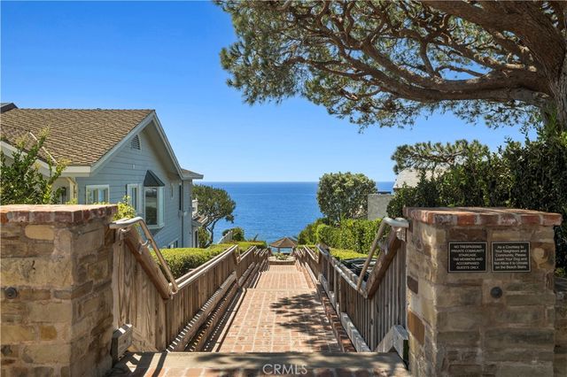 10 N. Stonington Road, Laguna Beach, CA 92651