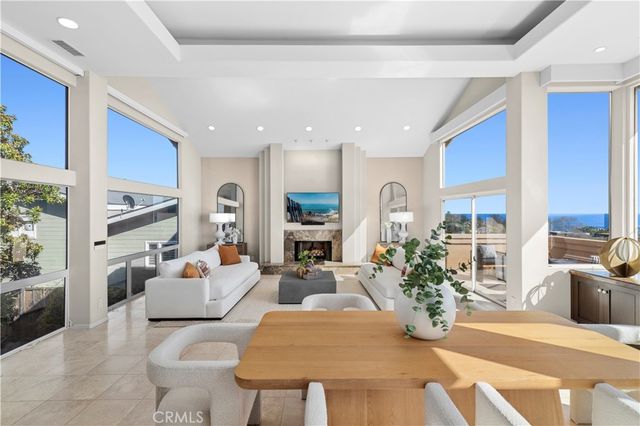 10 N. Stonington Road, Laguna Beach, CA 92651