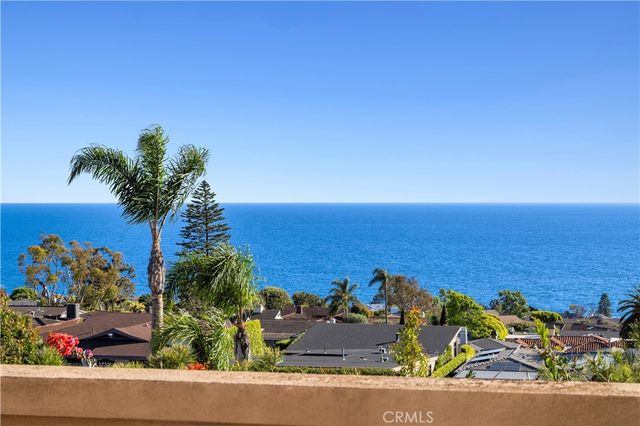 10 N. Stonington Road, Laguna Beach, CA 92651