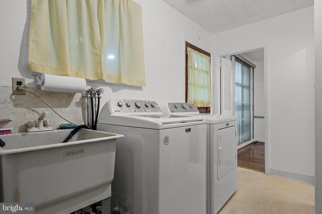 204 NICHOLSON RD, Mount Ephraim, NJ 08059