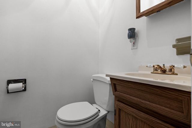 204 NICHOLSON RD, Mount Ephraim, NJ 08059