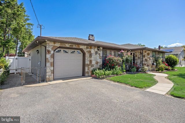 204 NICHOLSON RD, Mount Ephraim, NJ 08059