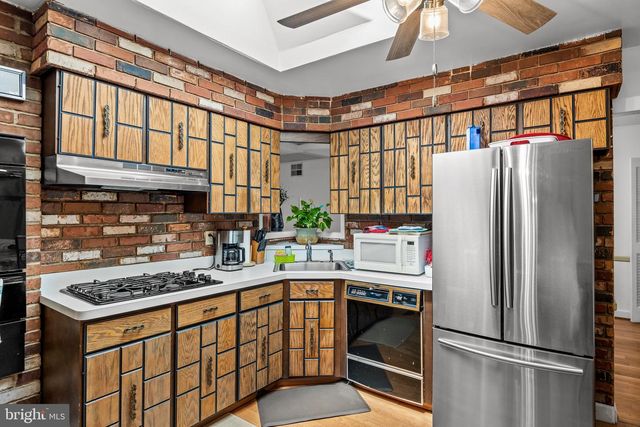 204 NICHOLSON RD, Mount Ephraim, NJ 08059