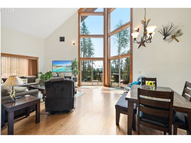 30524 Ne 10TH St, Washougal, WA 98671