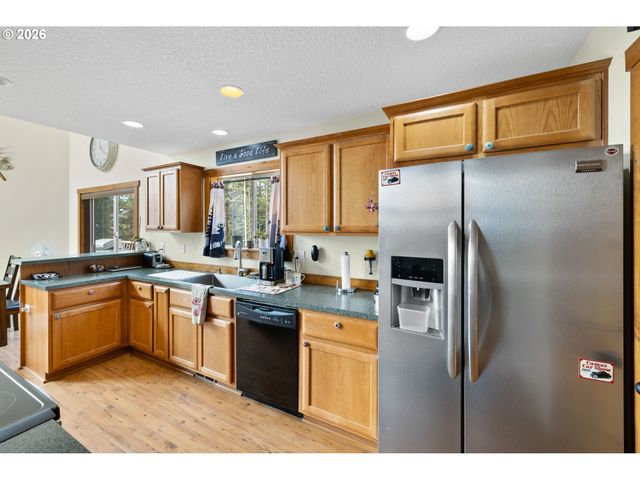 30524 Ne 10TH St, Washougal, WA 98671
