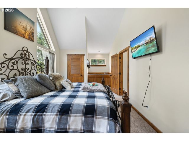 30524 Ne 10TH St, Washougal, WA 98671