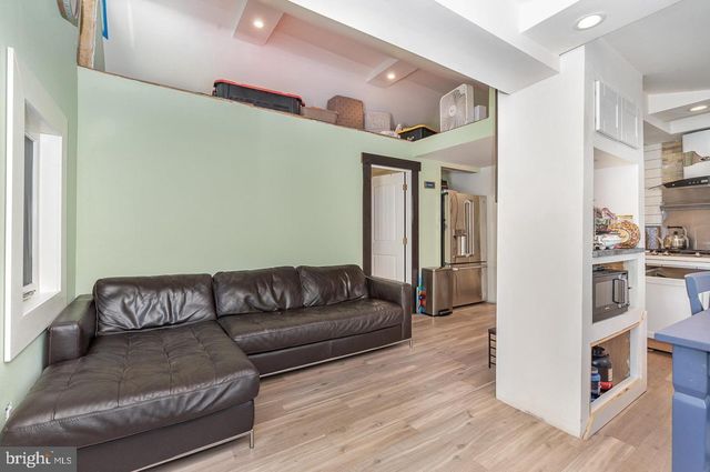 28 W WILLOW TERRACE DRIVE, Mechanicsburg, PA 17050