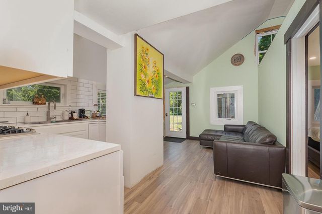 28 W WILLOW TERRACE DRIVE, Mechanicsburg, PA 17050