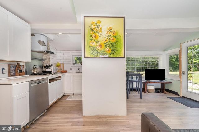 28 W WILLOW TERRACE DRIVE, Mechanicsburg, PA 17050