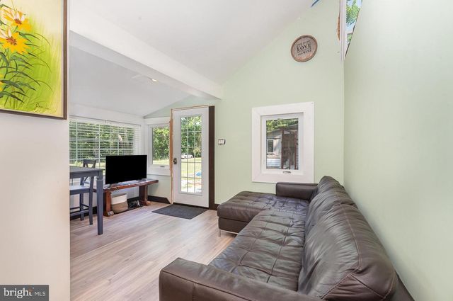 28 W WILLOW TERRACE DRIVE, Mechanicsburg, PA 17050