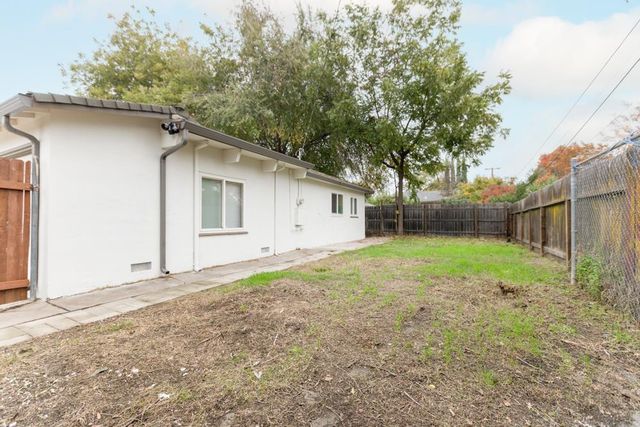 3832 Marine Ave, Stockton, CA 95204