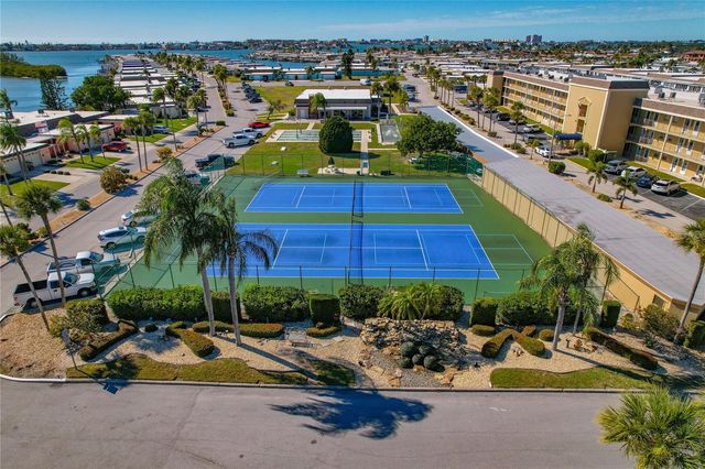 303 BOCA CIEGA POINT BOULEVARD N 2901, St Petersburg, FL 33708