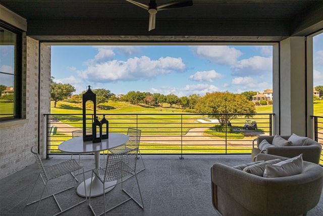 340 N O Connor Ridge Boulevard 11, Irving, TX 75038