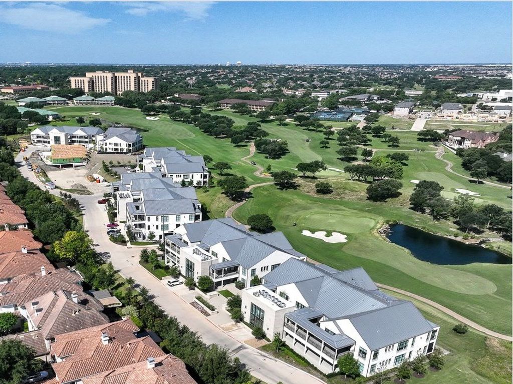 340 N O Connor Ridge Boulevard 11, Irving, TX 75038