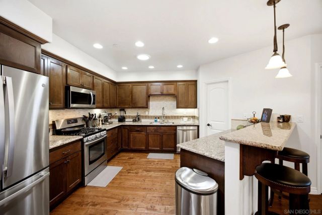 4063 Lamont Street, San Diego, CA 92109