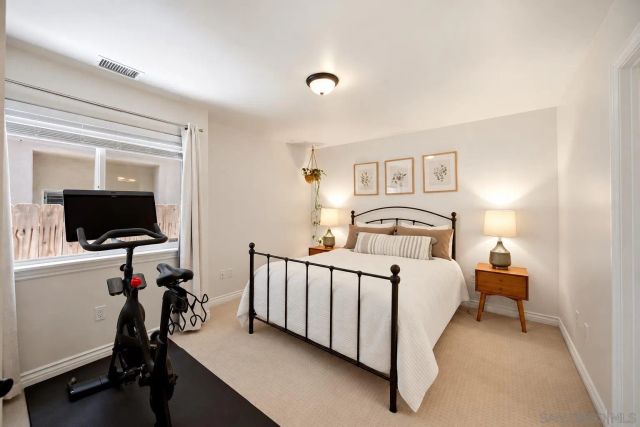 4063 Lamont Street, San Diego, CA 92109