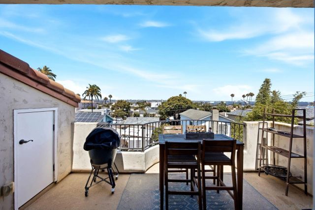 4063 Lamont Street, San Diego, CA 92109