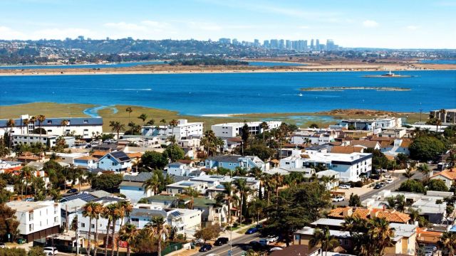 4063 Lamont Street, San Diego, CA 92109