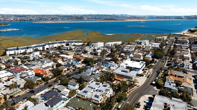 4063 Lamont Street, San Diego, CA 92109