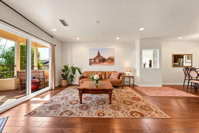 4063 Lamont Street, San Diego, CA 92109