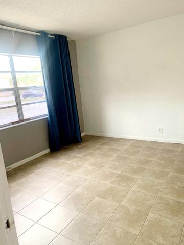 10234 Twin Lakes Drive 16-D, Coral Springs, FL 33071