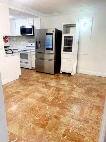 10234 Twin Lakes Drive 16-D, Coral Springs, FL 33071