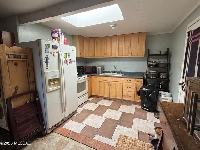 6260 N Desert Foothills Drive, Tucson, AZ 85743
