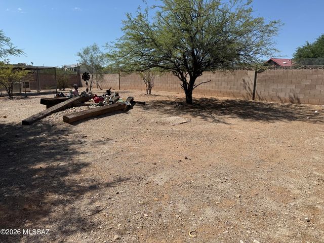 6260 N Desert Foothills Drive, Tucson, AZ 85743