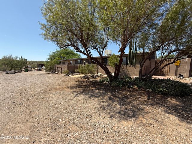6260 N Desert Foothills Drive, Tucson, AZ 85743