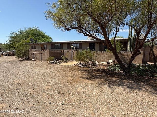 6260 N Desert Foothills Drive, Tucson, AZ 85743
