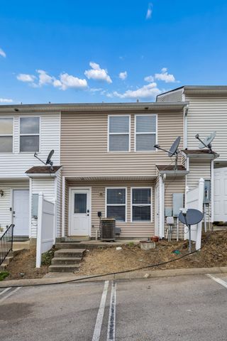 1002 Halifax Ln, Antioch, TN 37013