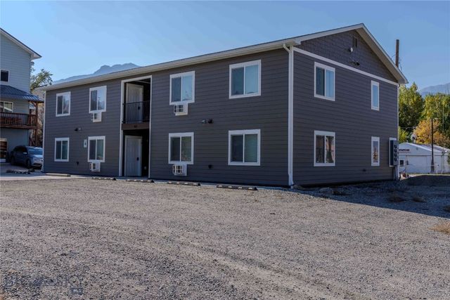 305 Spring Street A-D, Gardiner, MT 59030