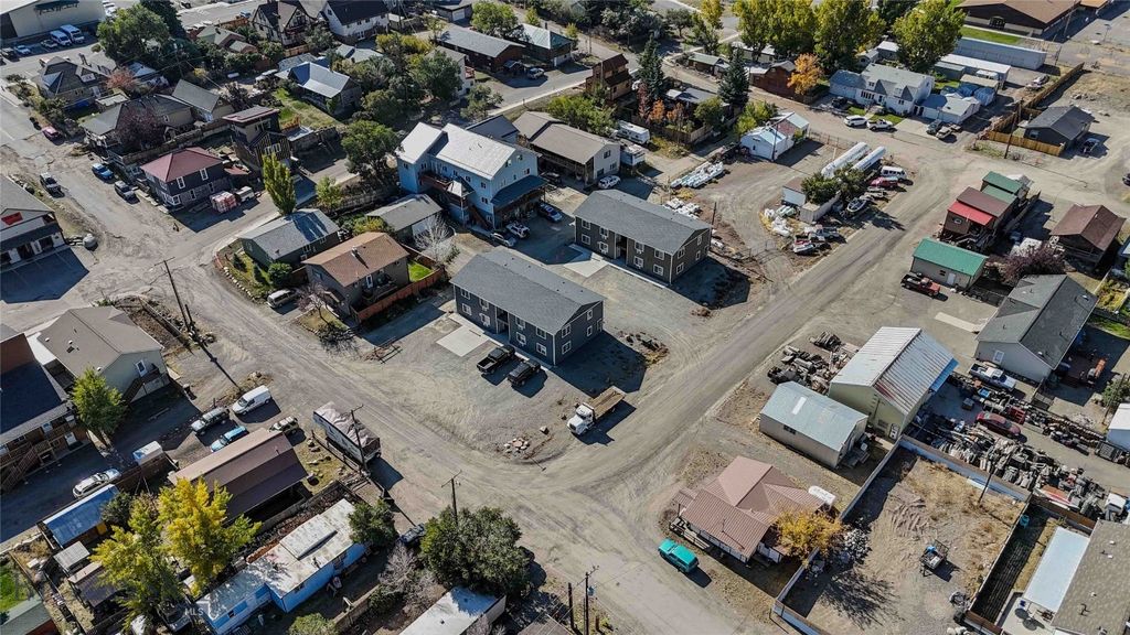 305 Spring Street A-D, Gardiner, MT 59030 photo 21