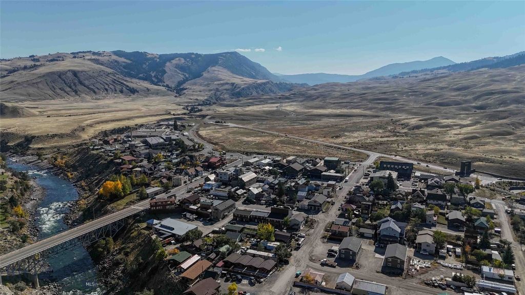 305 Spring Street A-D, Gardiner, MT 59030 photo 22